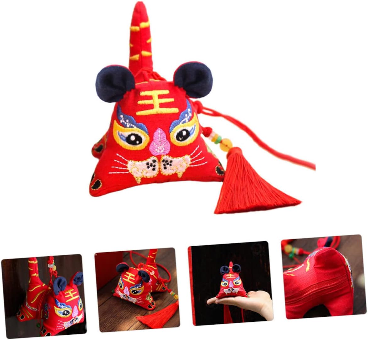 1pc Delicate Embroidered Tiger Design Sachet Container