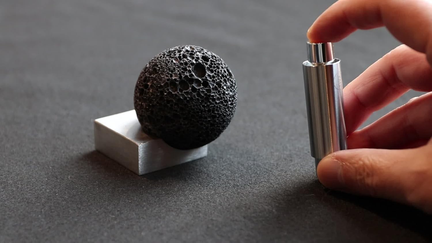 Moon Rock Diffuser for Relaxing Aromatherapy