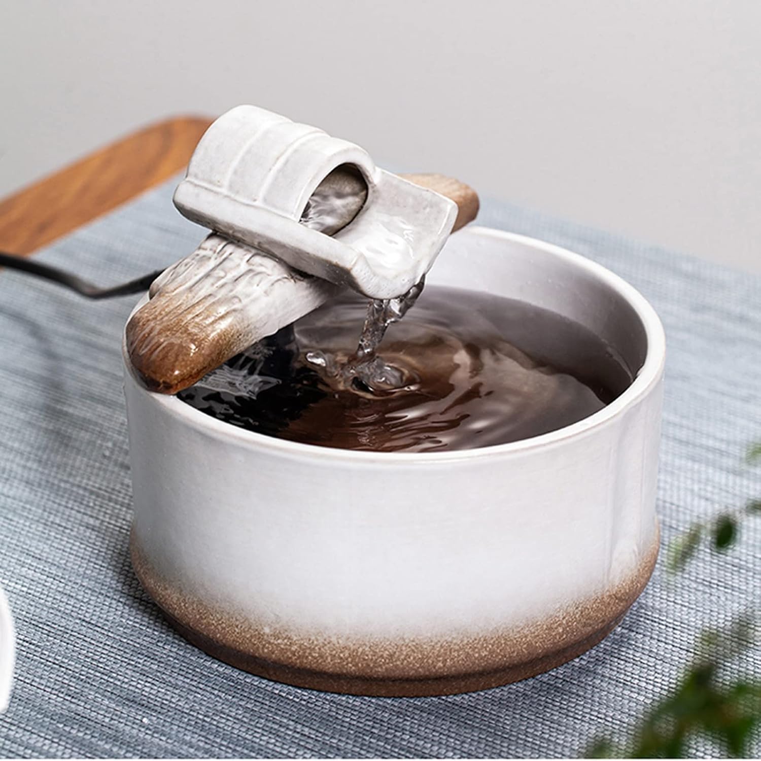 HASMI Tabletop Fountain with Mock Bamboo Design