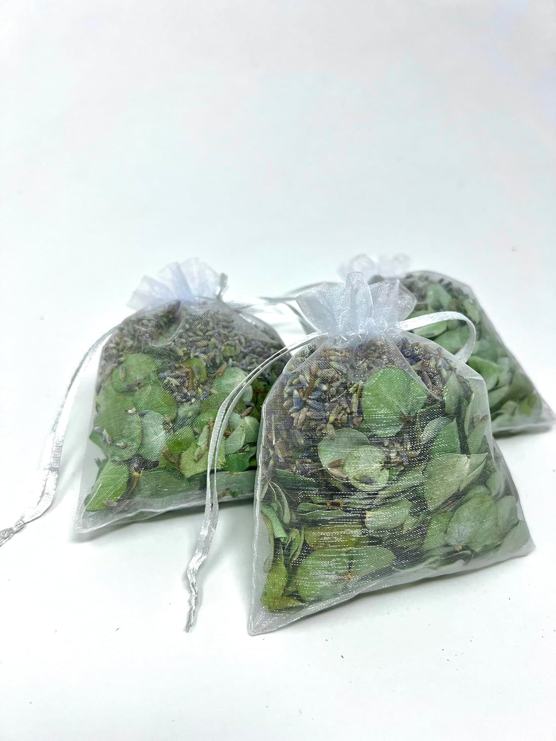 Natural Eucalyptus Lavender Shower Sachets Pack of 3